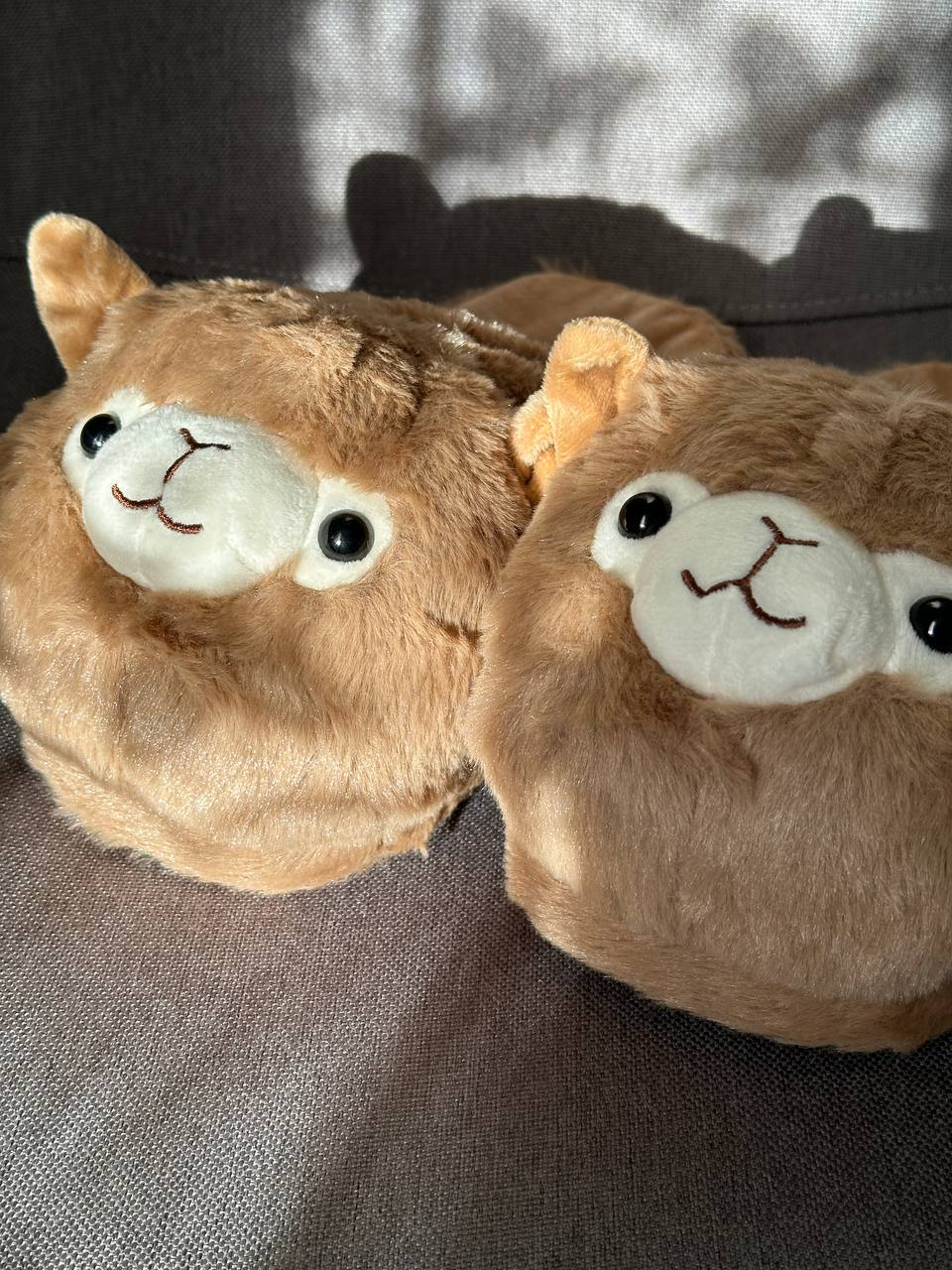 Домашні капці альпаки коричневі - Зображення 3